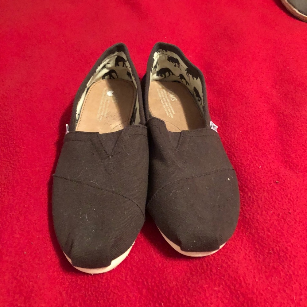 Men's Tom's
